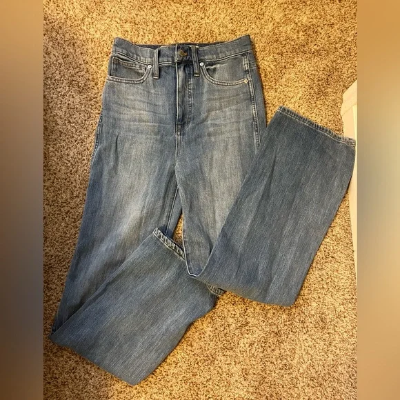 Madewell 11” high rise flare jeans - Picture 9 of 9